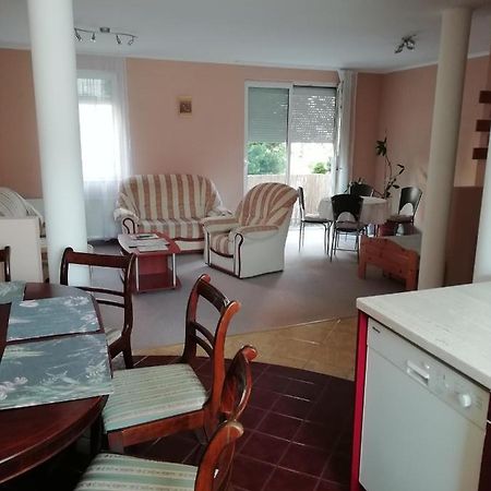 Rokus Apartman Daire Segedin Dış mekan fotoğraf