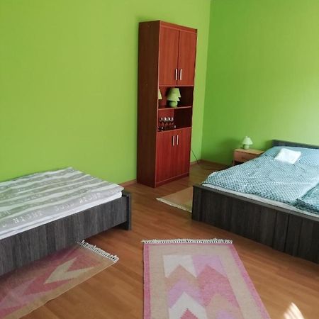 Rokus Apartman Daire Segedin Dış mekan fotoğraf