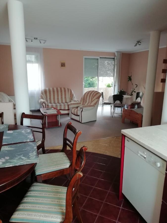 Rokus Apartman Daire Segedin Dış mekan fotoğraf